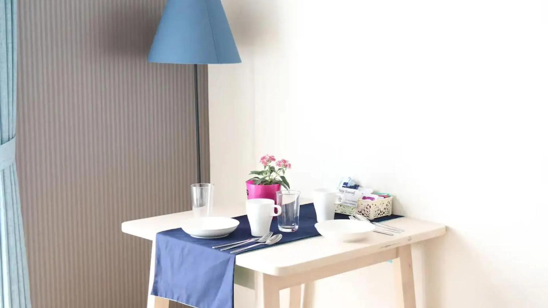 Maison Cresta Urayasu - Vacation Stay 11150 0*,  日本